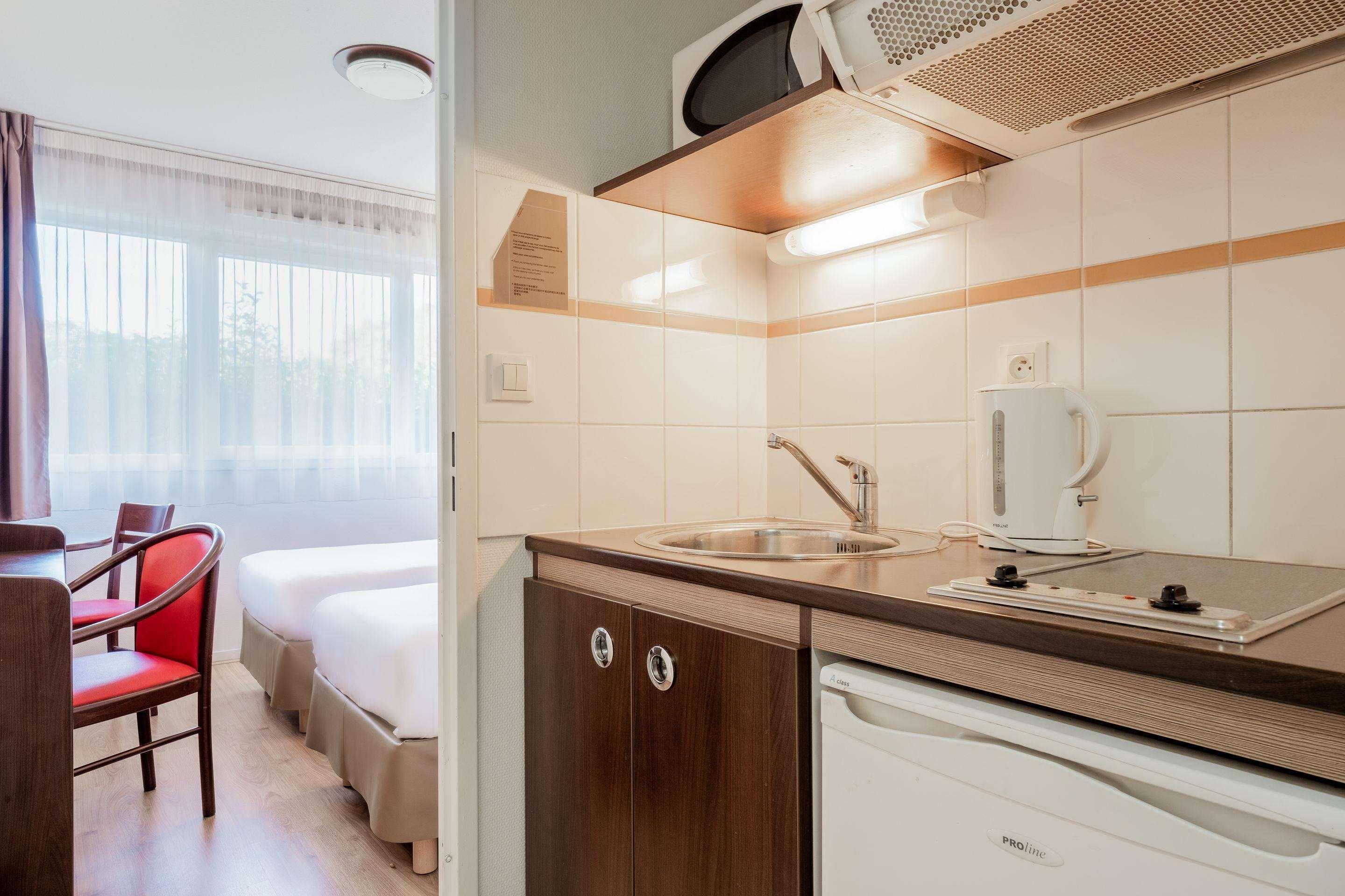 Comfort Suites Pau Idron Bagian luar foto