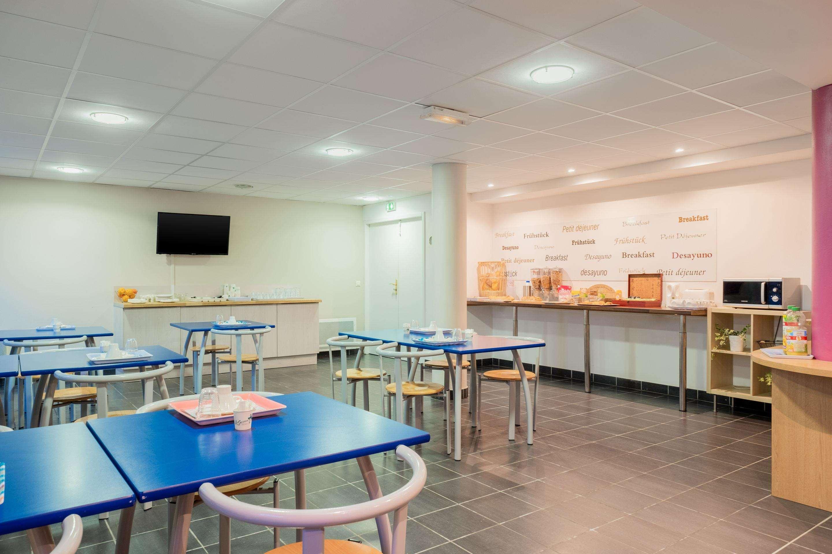 Comfort Suites Pau Idron Bagian luar foto