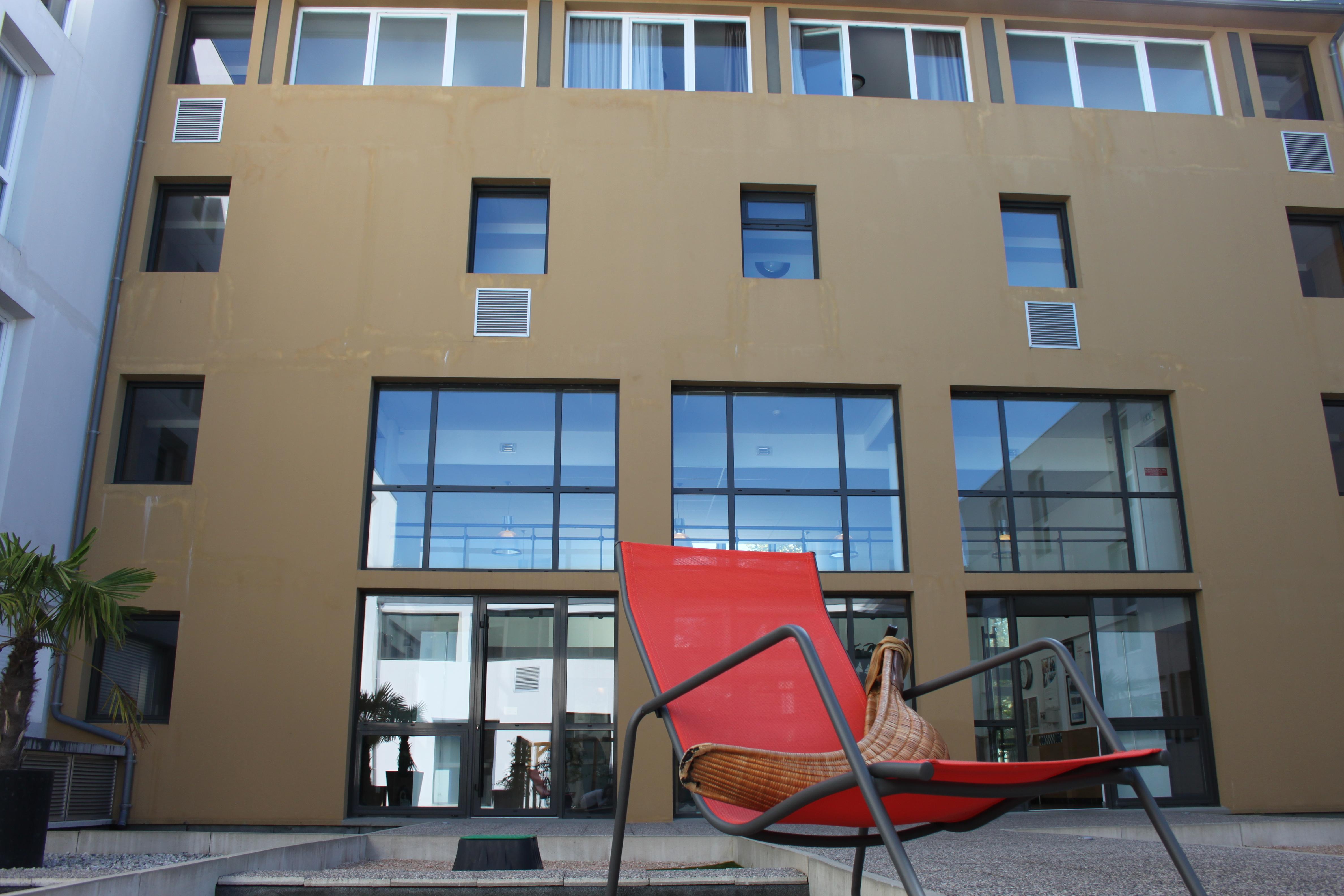 Comfort Suites Pau Idron Bagian luar foto