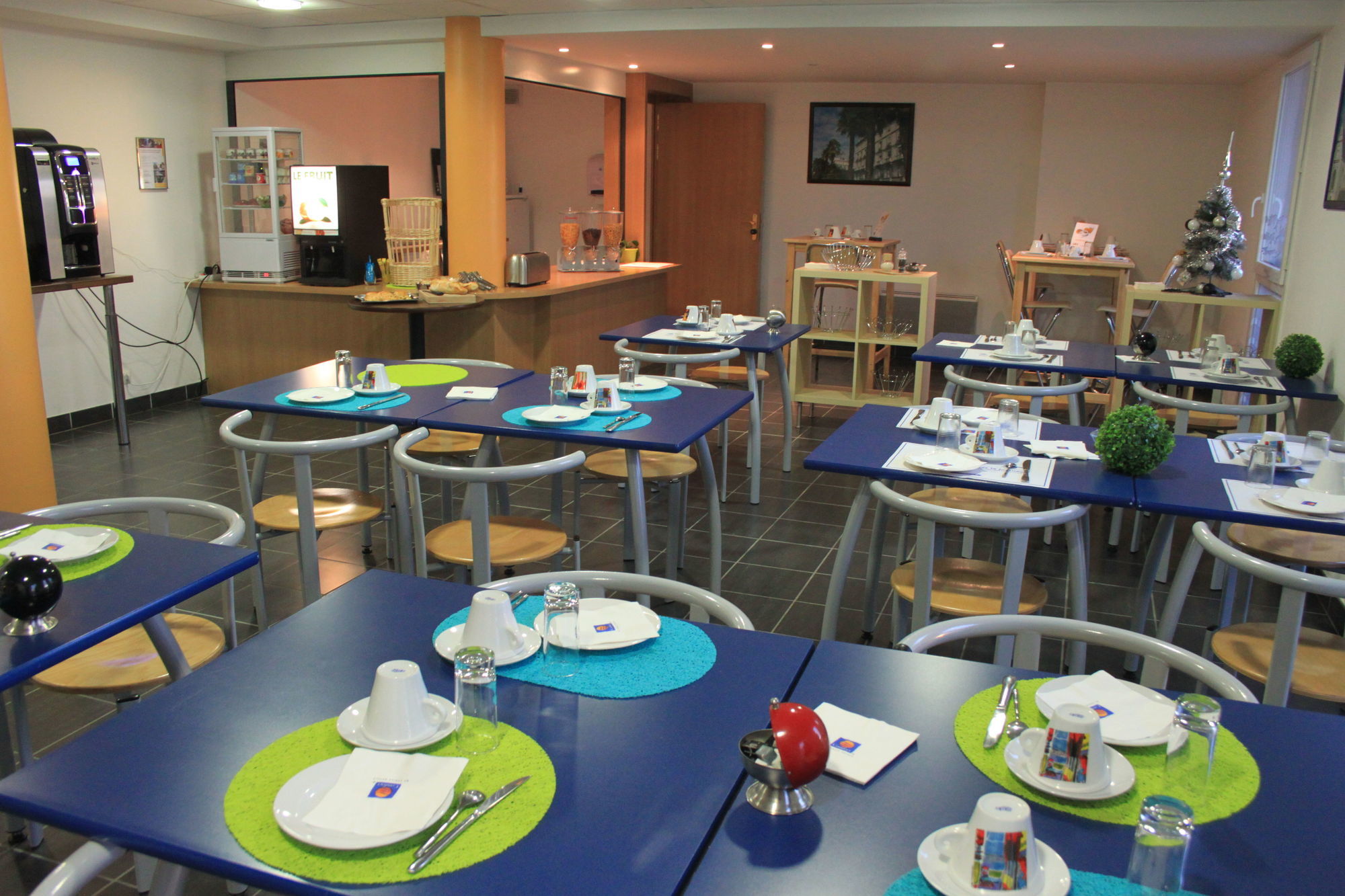 Comfort Suites Pau Idron Bagian luar foto