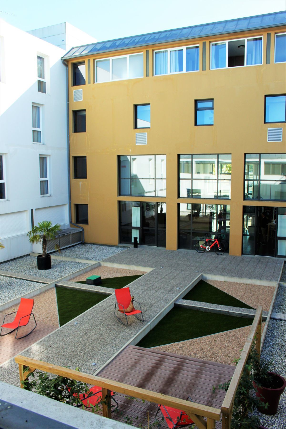 Comfort Suites Pau Idron Bagian luar foto