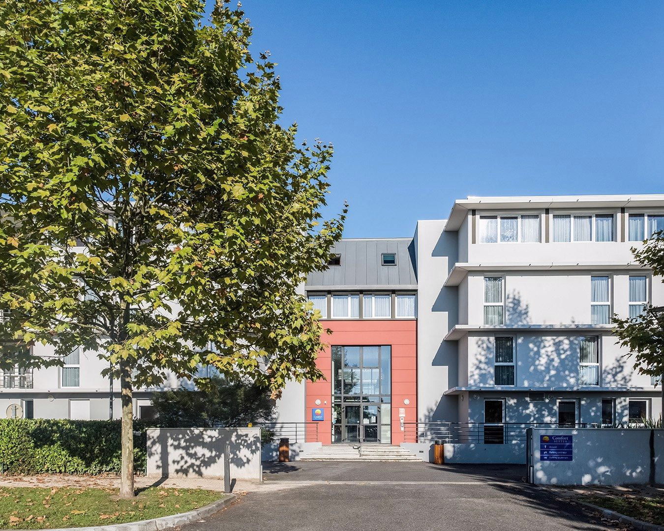 Comfort Suites Pau Idron Bagian luar foto