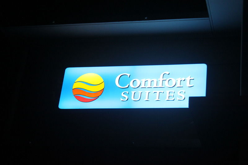 Comfort Suites Pau Idron Bagian luar foto